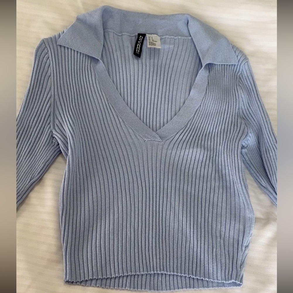 H&M New Collar Crop Top